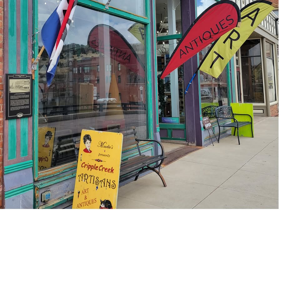 Maudie's Incredible Emporium storefront on E. Bennett Ave, Cripple Creek, Colorado — Antiques, Art & Artisans